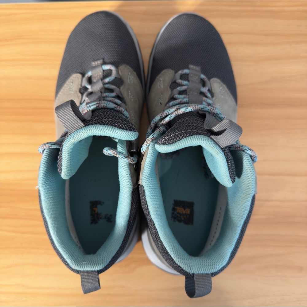Teva Arrowood Mid WP Waterproof Charcoal Boots women’s sz 8.5 - Picture 5 of 7